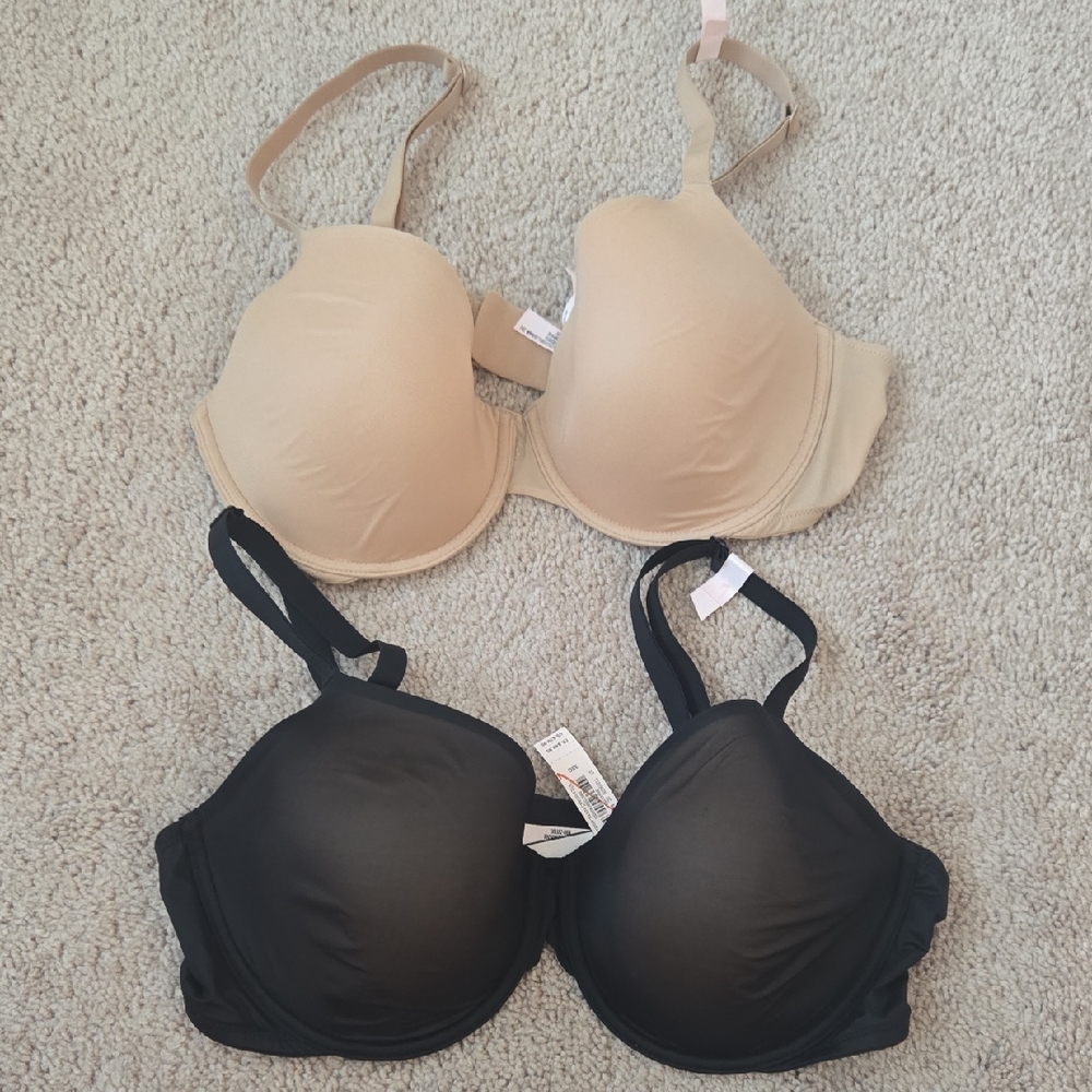 Bundle Of NWT Victoria's Secret Lightly Lined Bras In 38C